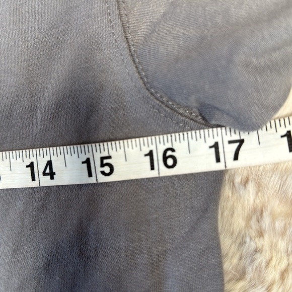 Zara Kids | Gray T-Shirt with Raised Lion Face in Black, Kids Boy Size 9… - Picture 4 of 6